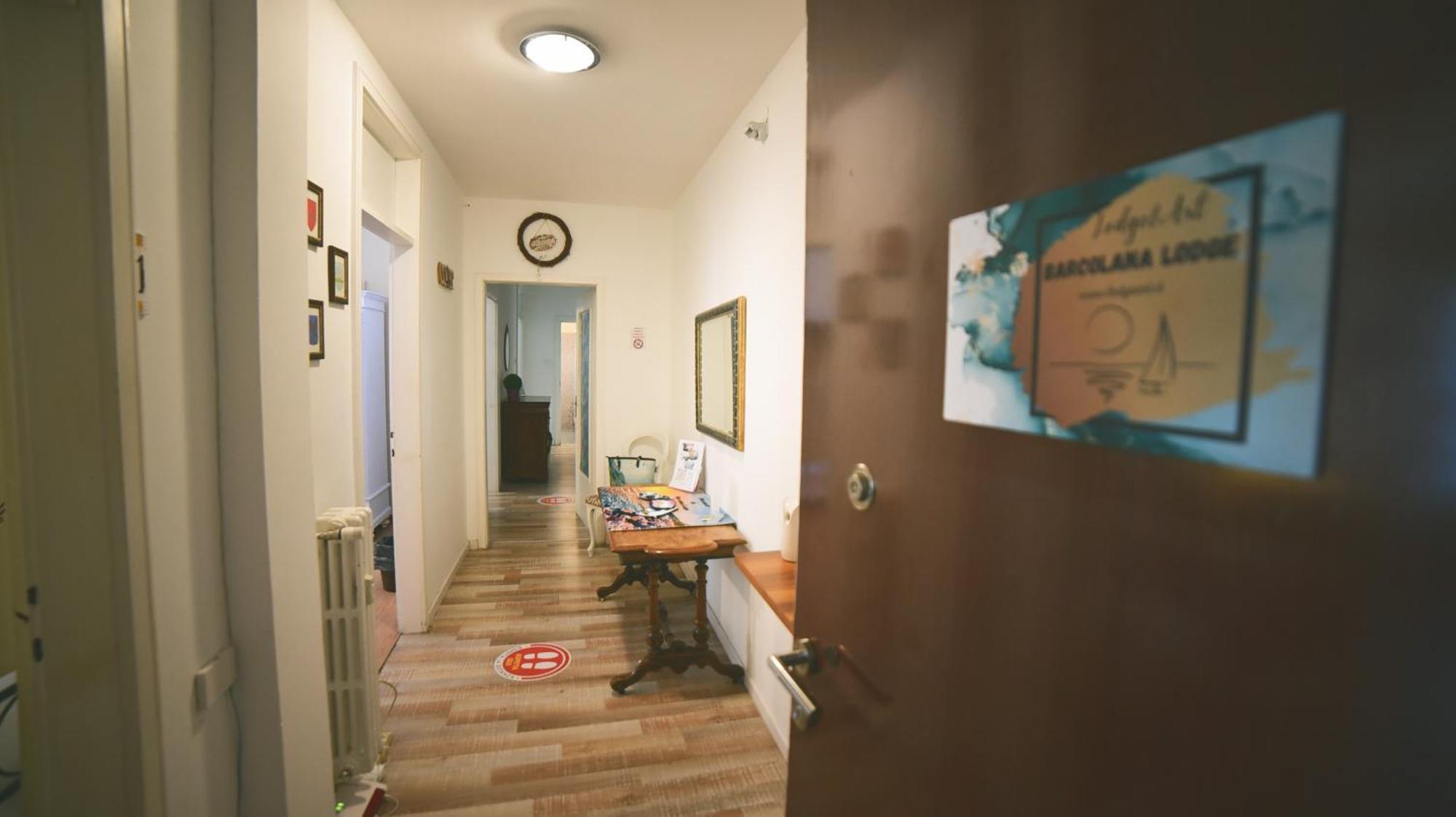 Barcolana Lodge - Hostel ตรีเอสเต ภายนอก รูปภาพ